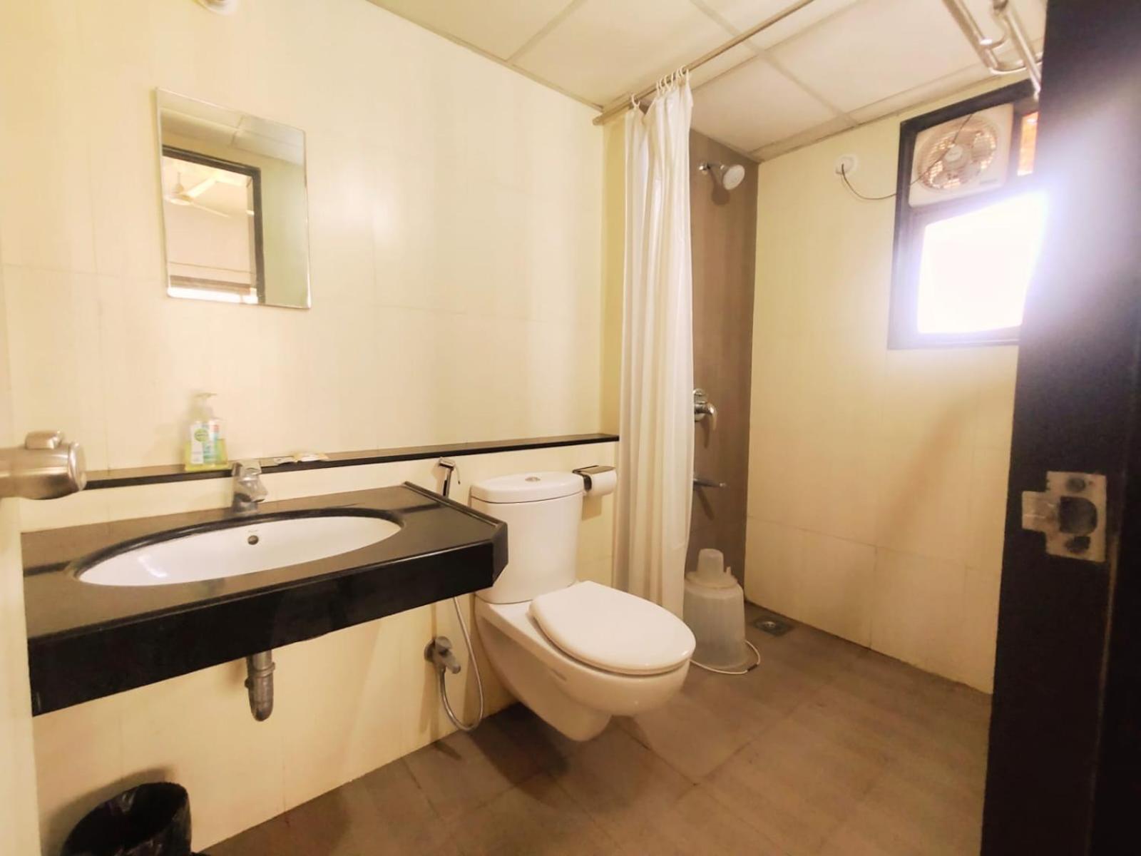 Private Rooms In Blue Ridge 辛加瓦迪 外观 照片